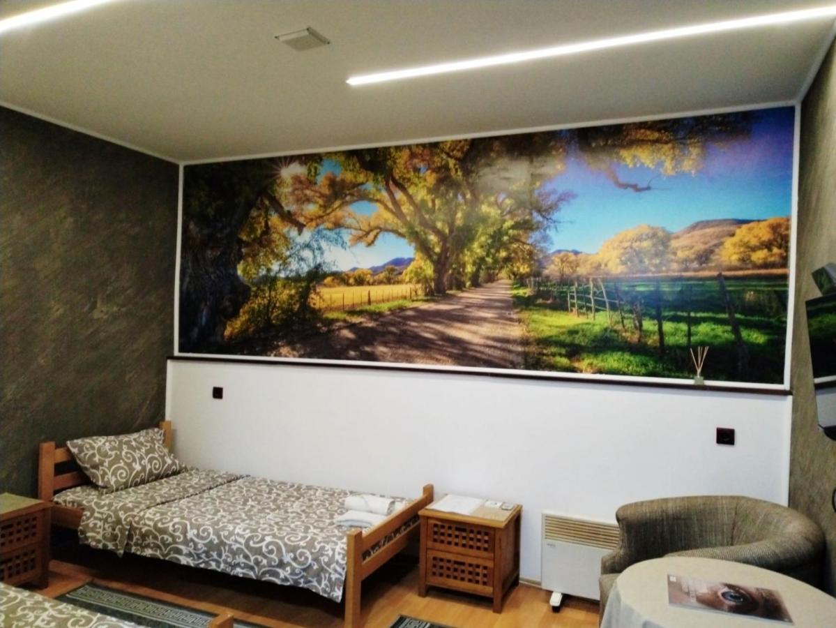 Fun Rooms Sobe Prenociste Borca Esterno foto