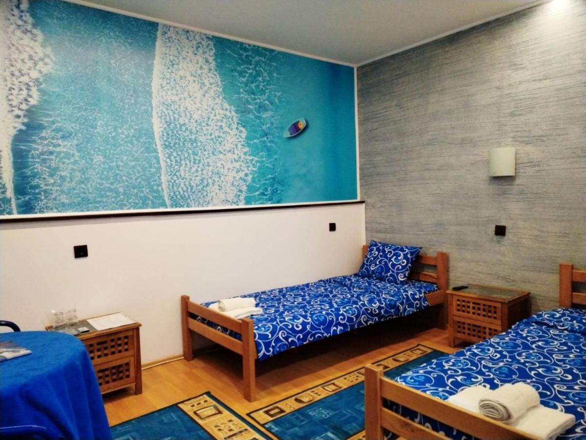 Fun Rooms Sobe Prenociste Borca Esterno foto