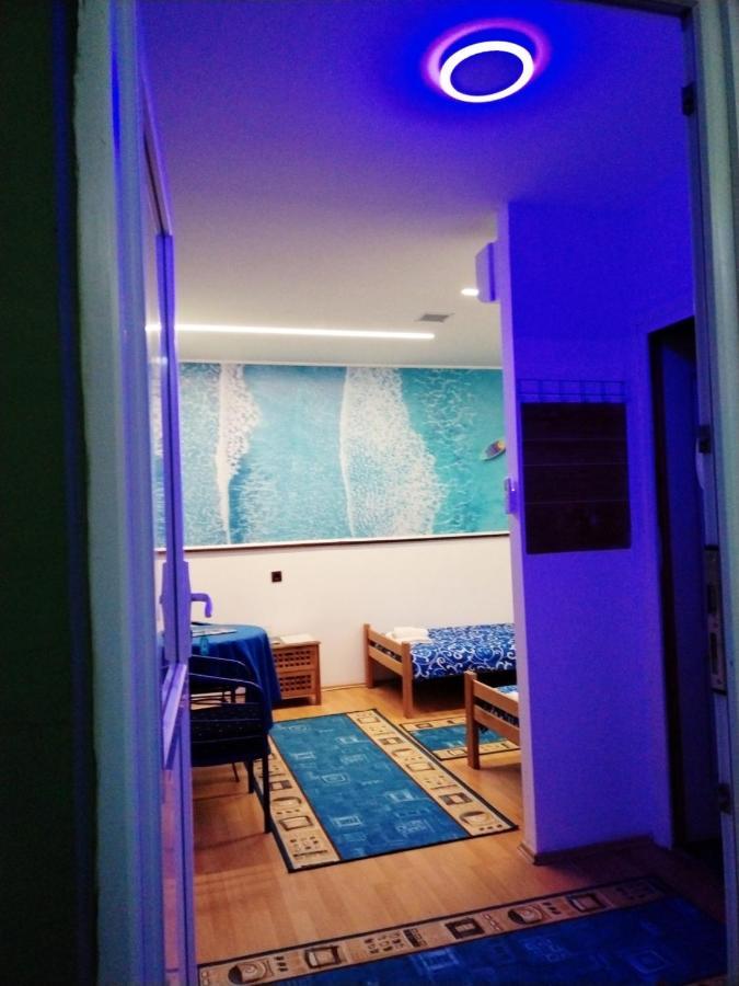 Fun Rooms Sobe Prenociste Borca Esterno foto